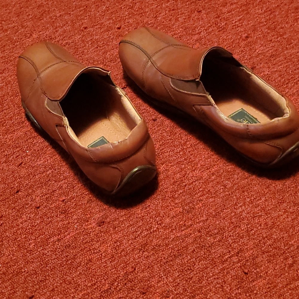 Shoes 👞 - Picture 4 of 4
